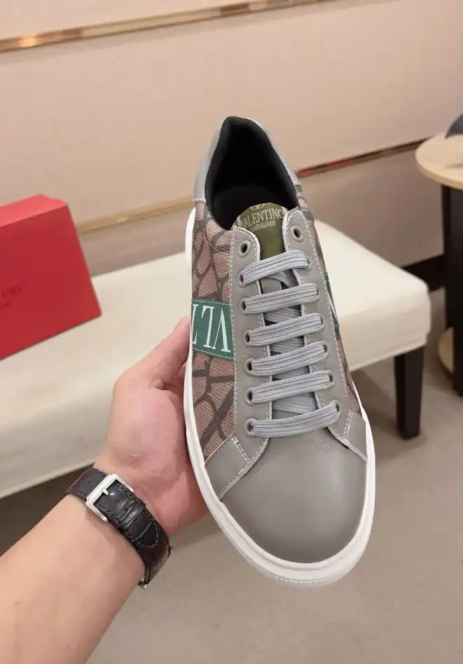 Valentino Sneakers