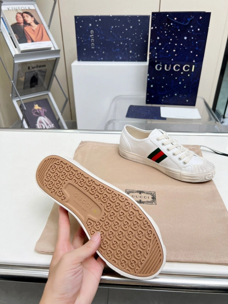 Gucci Casual Shoes