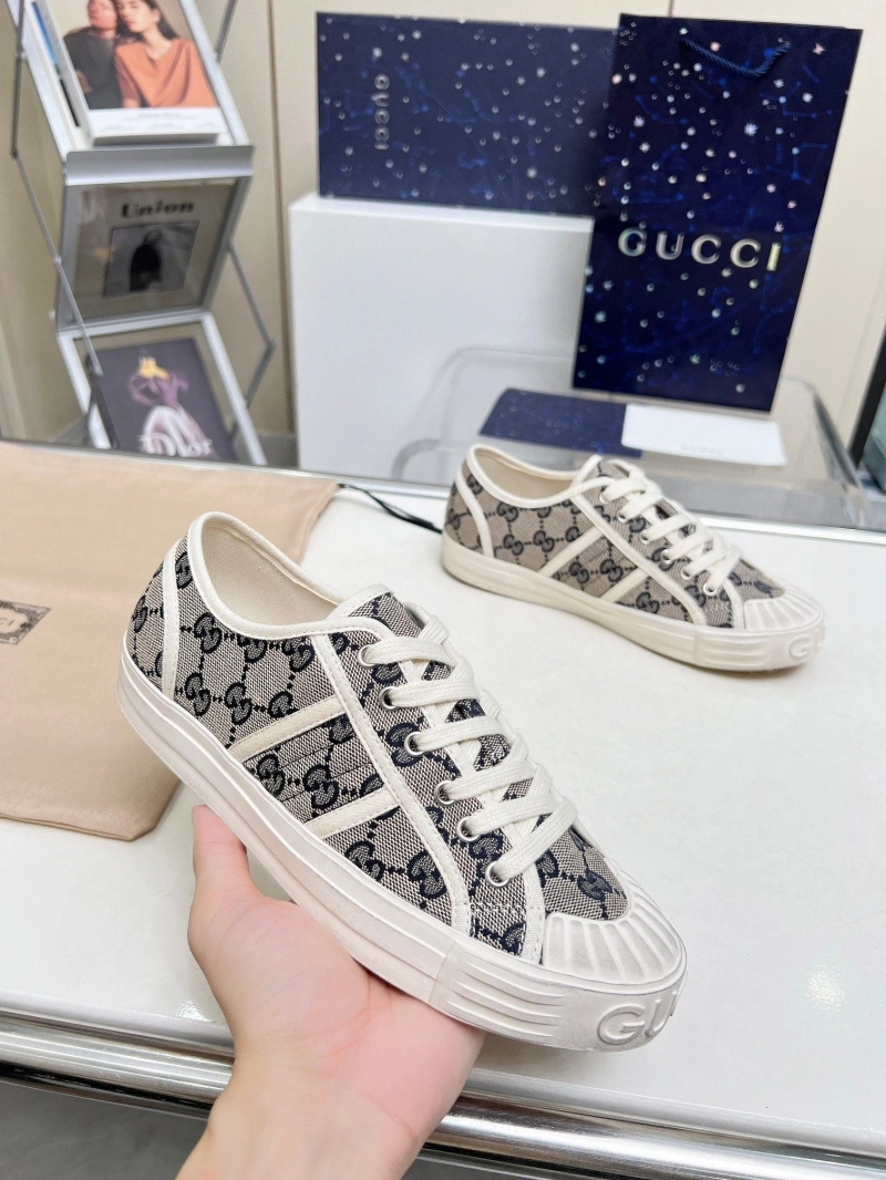 Gucci Casual Shoes