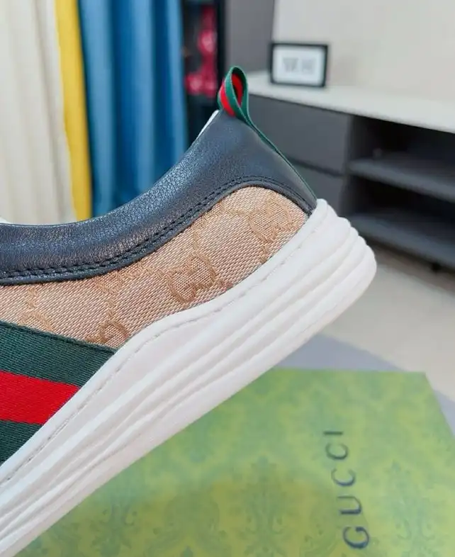 Gucci Casual Shoes