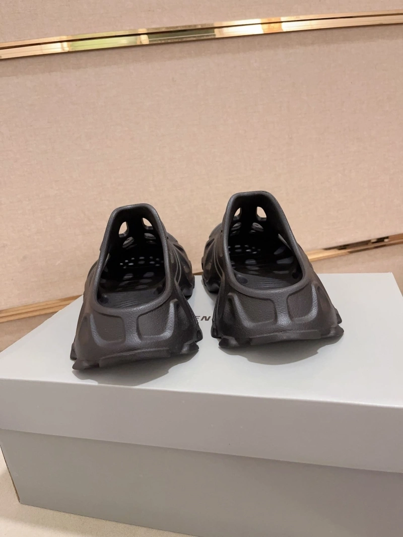 Balenciaga Slippers