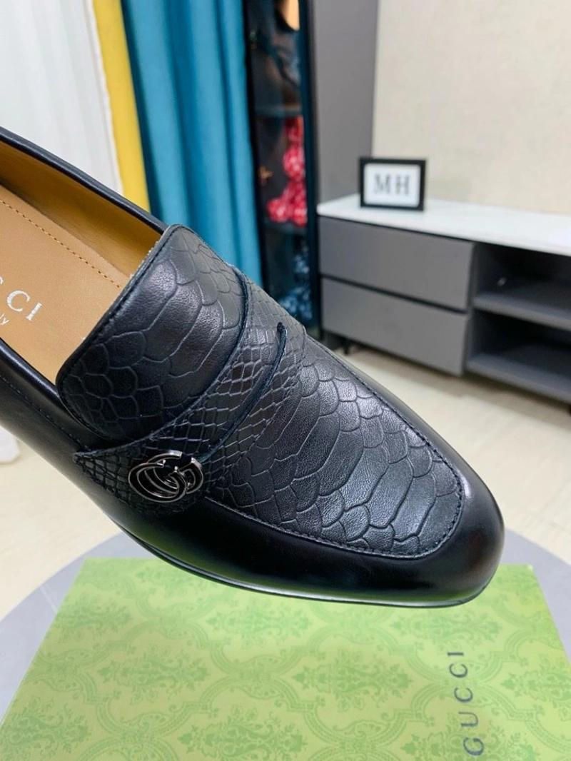Gucci Leather Shoes