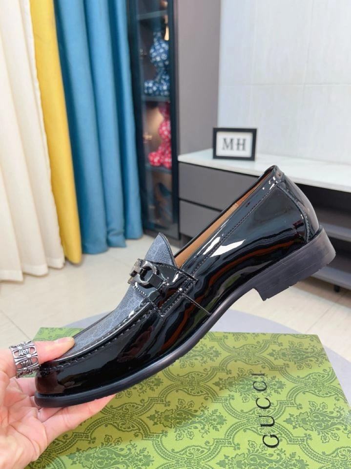 Gucci Leather Shoes