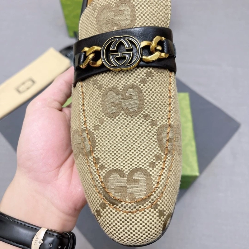 Gucci Leather Shoes
