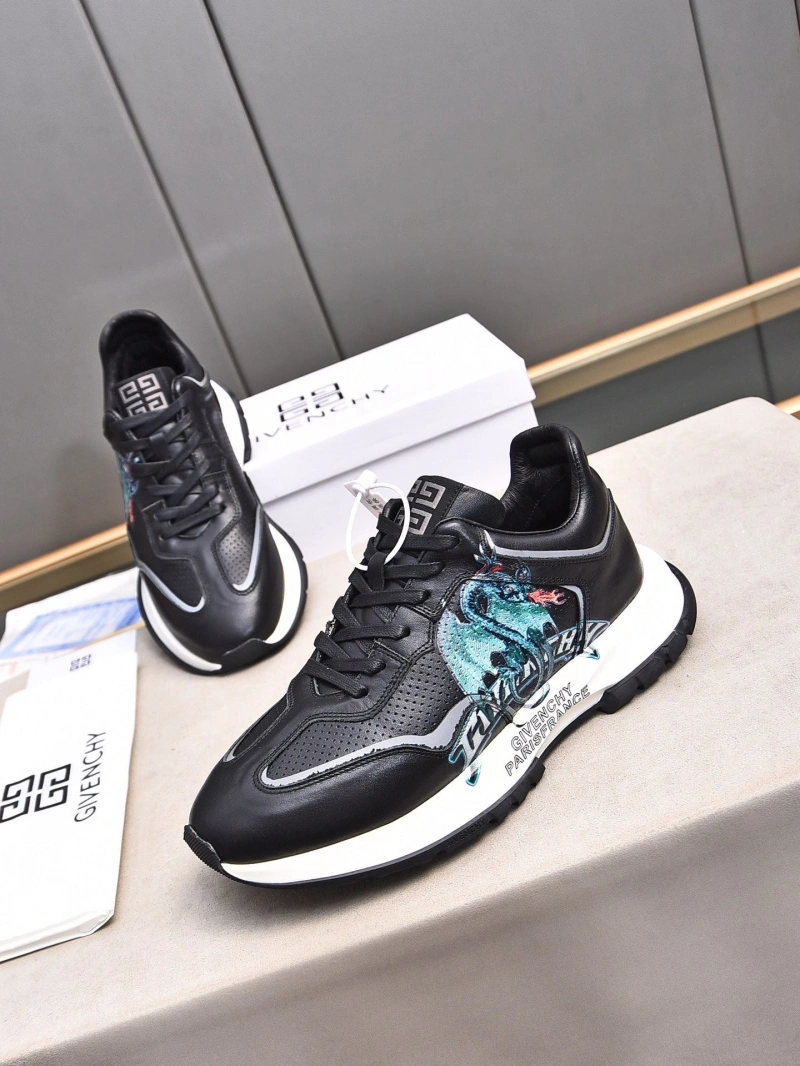 Givenchy Sneakers