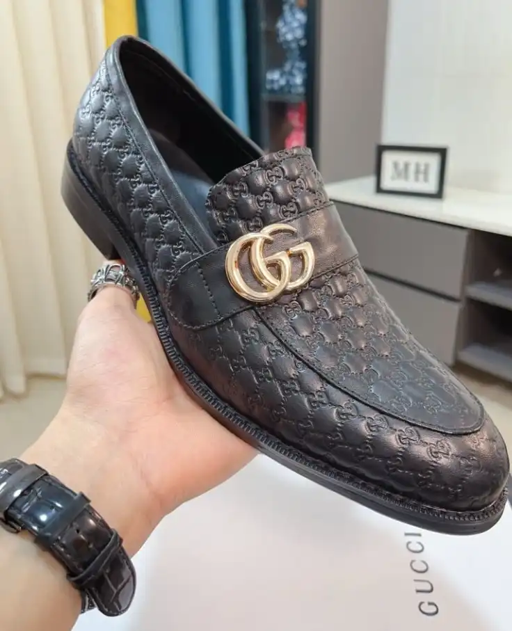 Gucci Leather Shoes