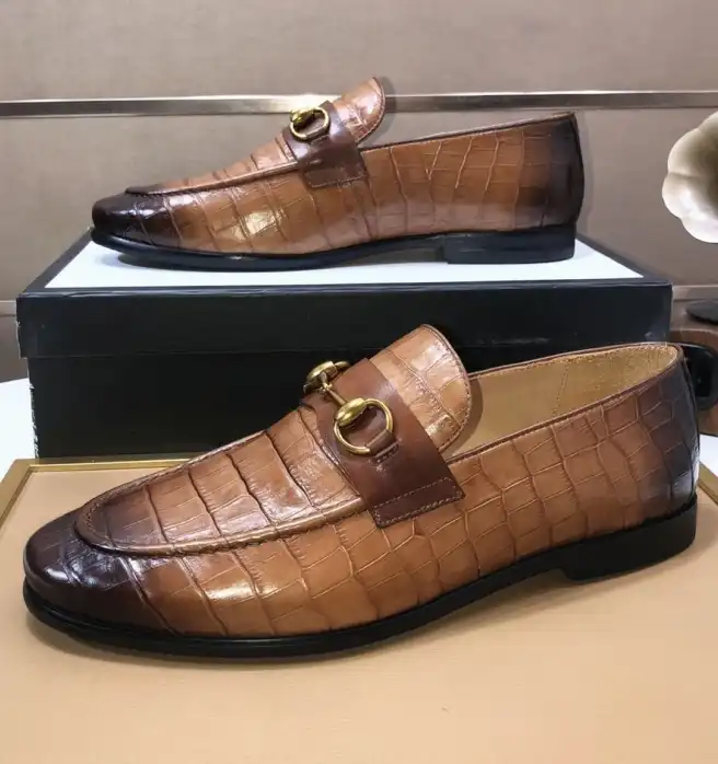 Gucci Leather Shoes
