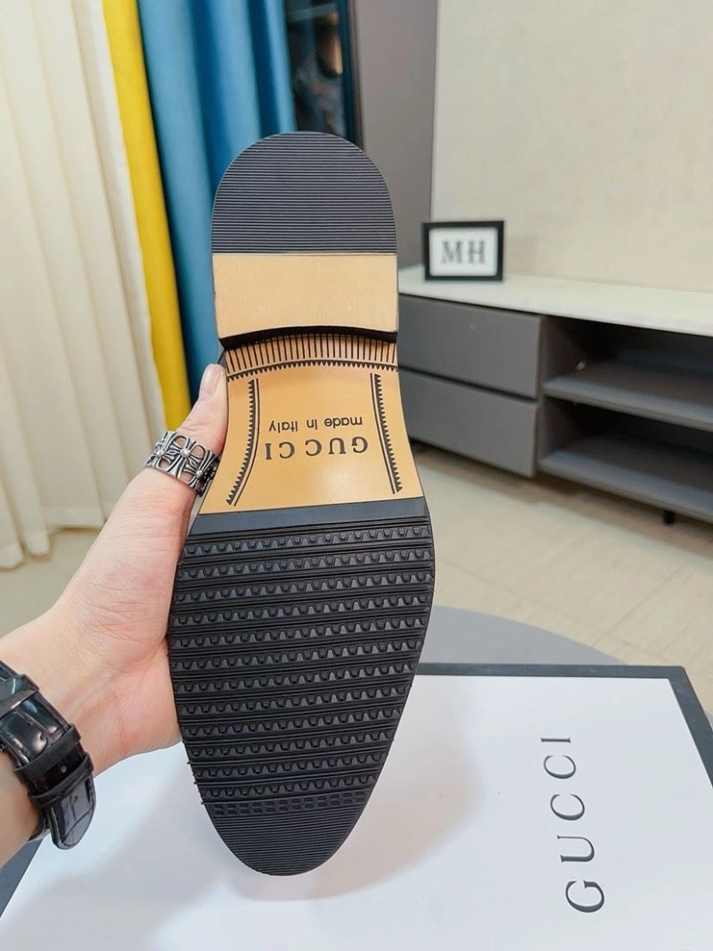 Gucci Leather Shoes