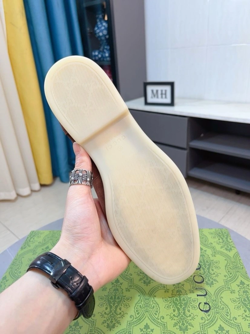 Gucci Leather Shoes