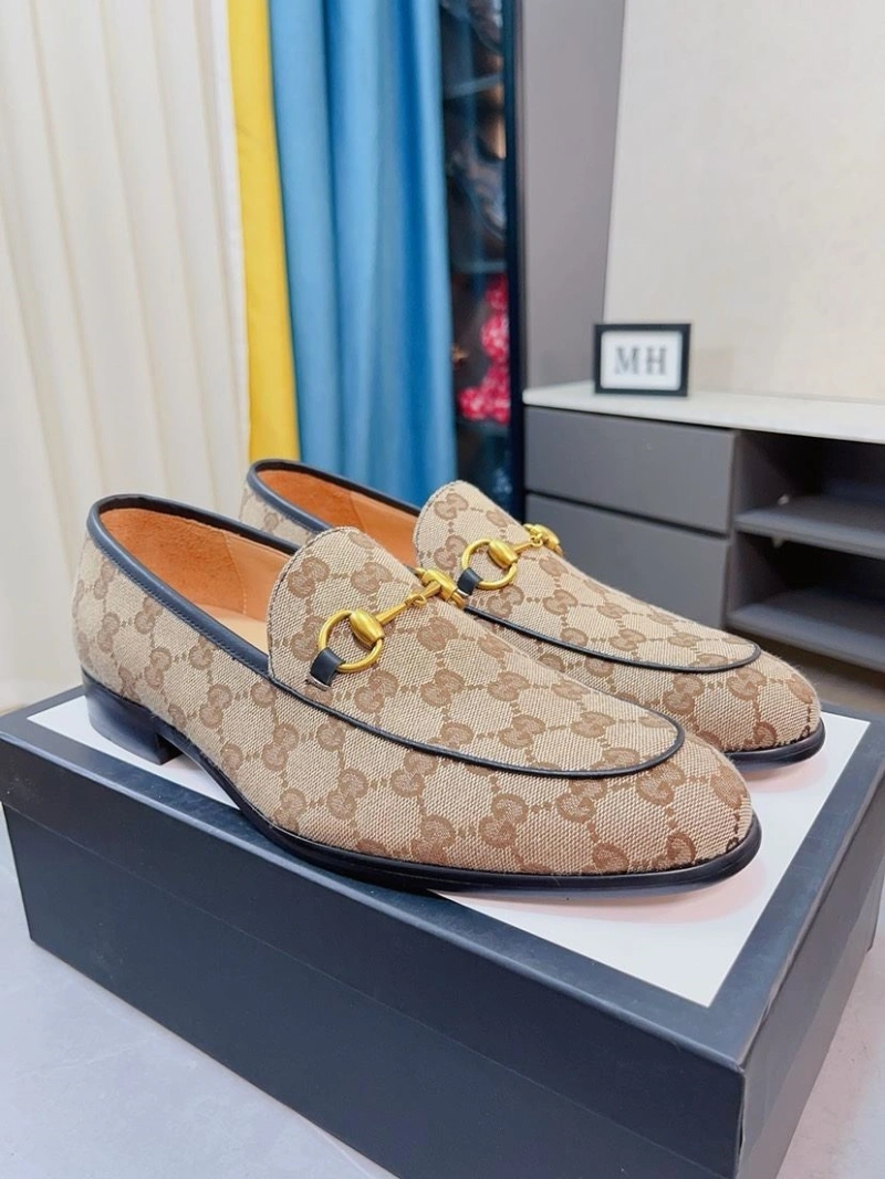 Gucci Leather Shoes