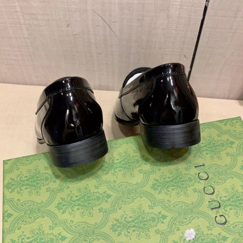 Gucci Leather Shoes