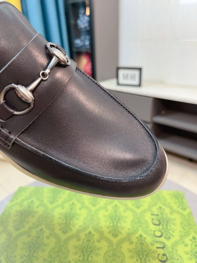 Gucci Leather Shoes