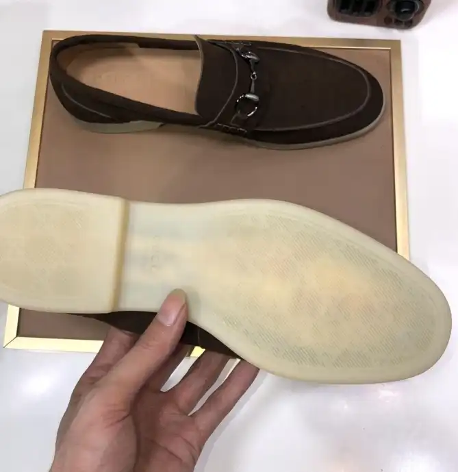 Gucci Leather Shoes