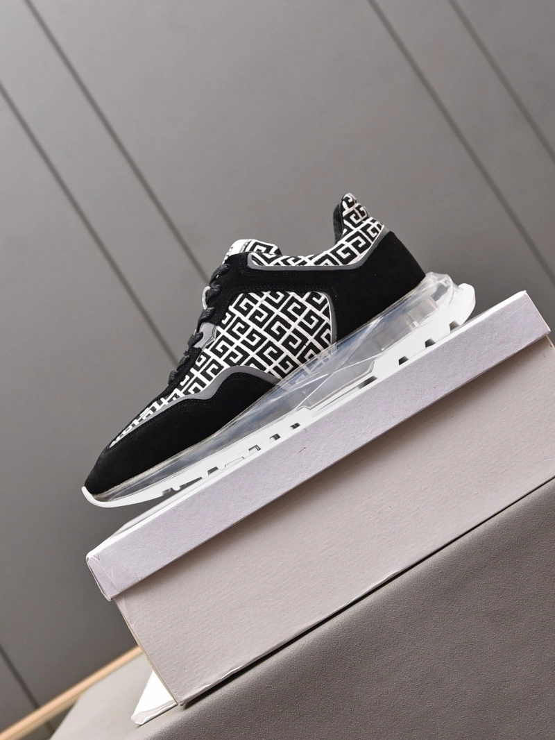 Givenchy Sneakers