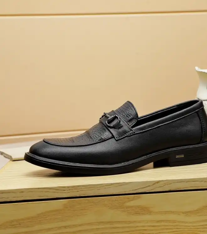 Gucci Leather Shoes