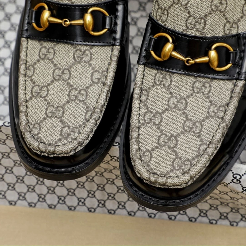 Gucci Leather Shoes