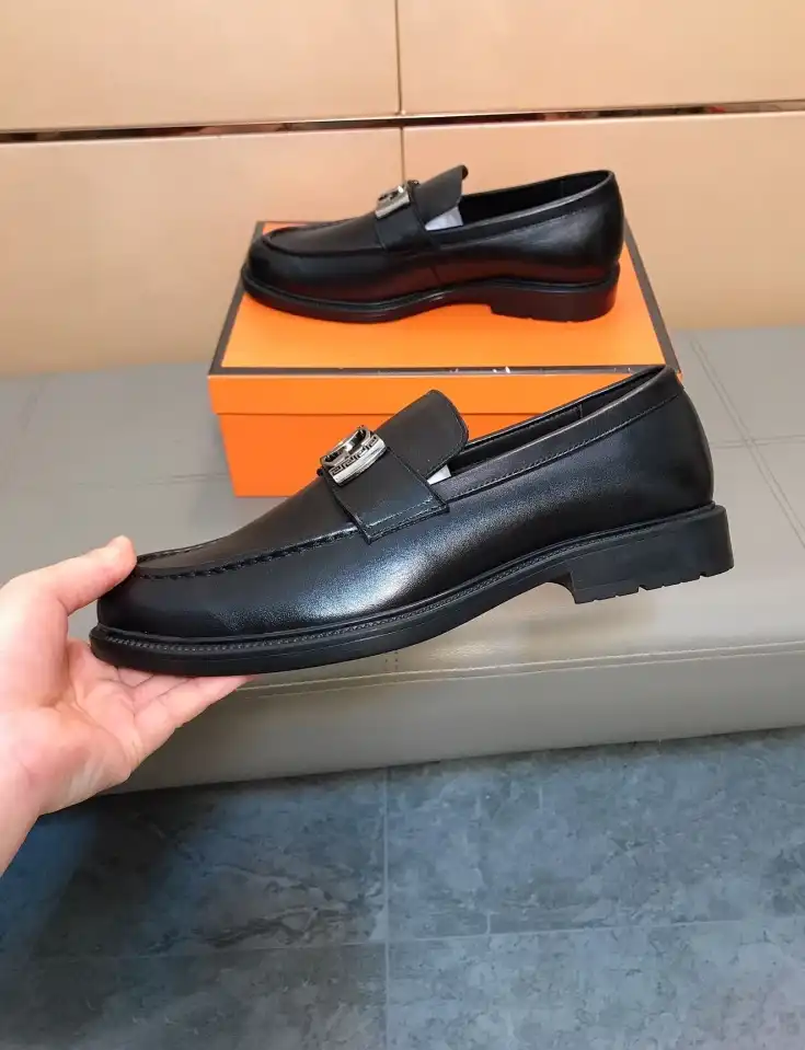 Gucci Leather Shoes