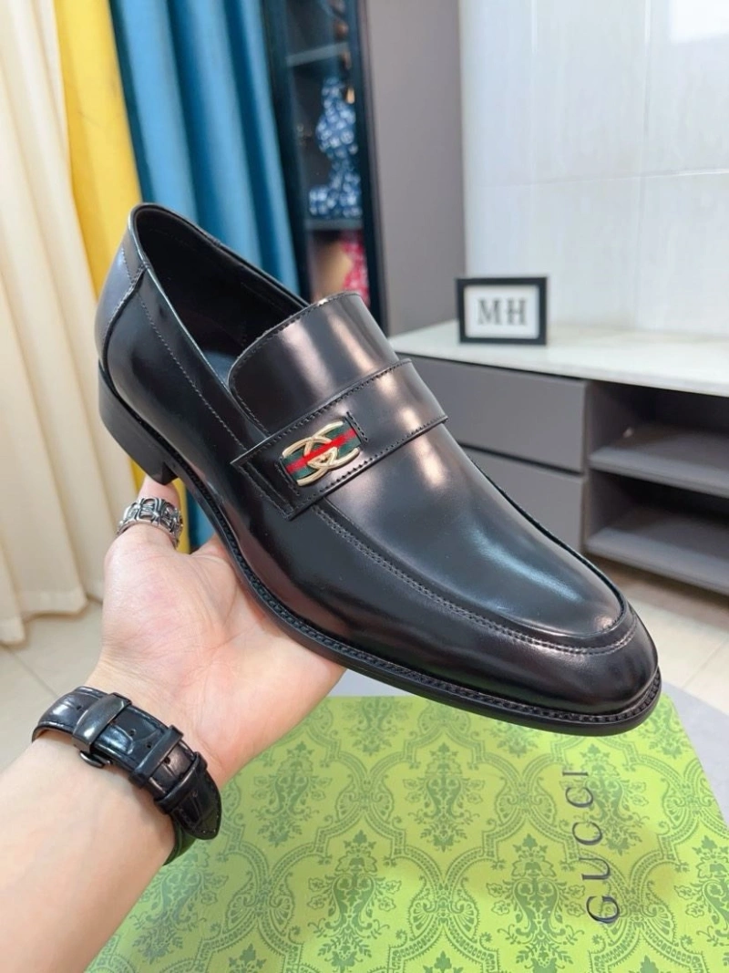 Gucci Leather Shoes