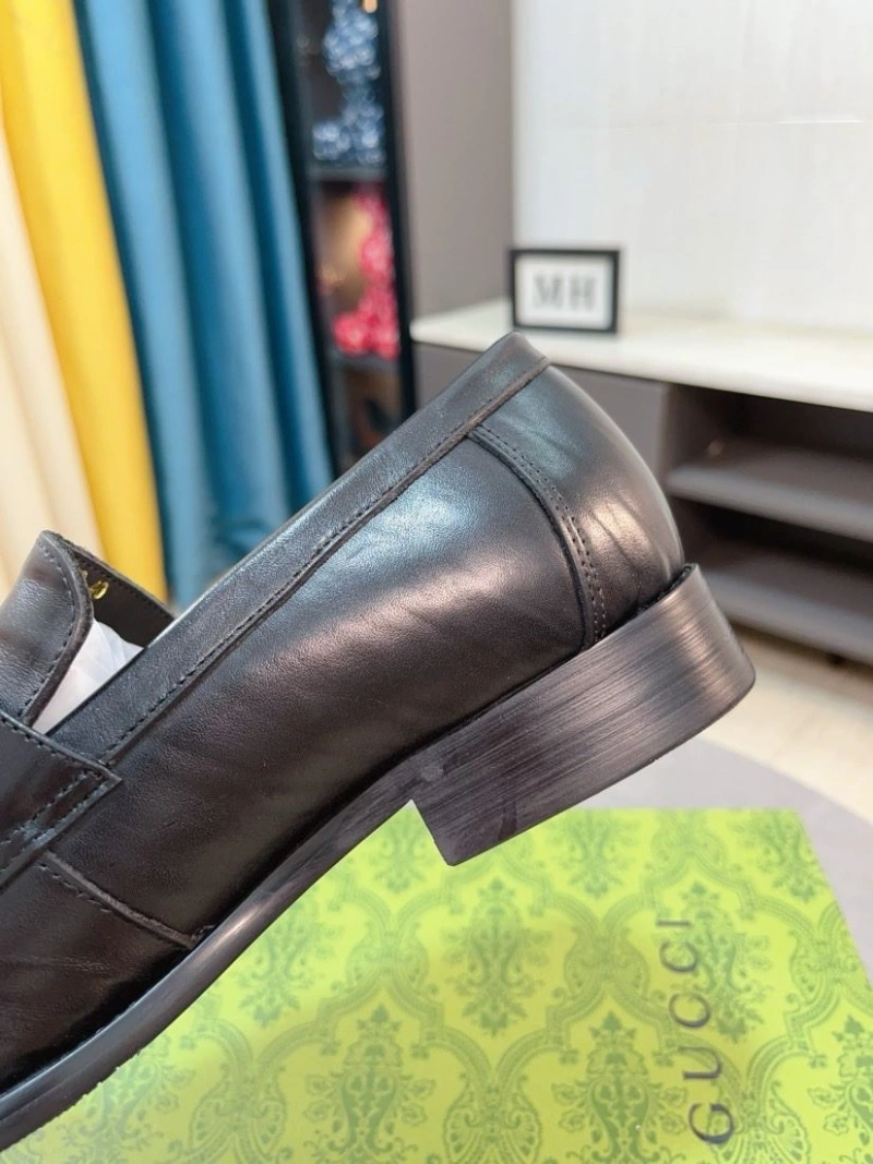 Gucci Leather Shoes