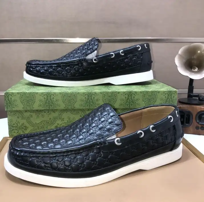 Gucci Leather Shoes