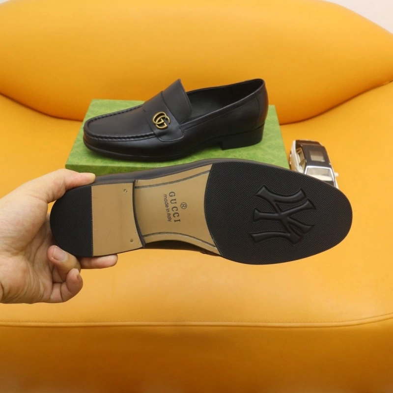 Gucci Leather Shoes