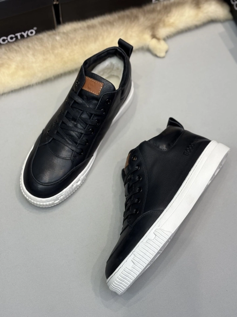 UGG Casual Shoes