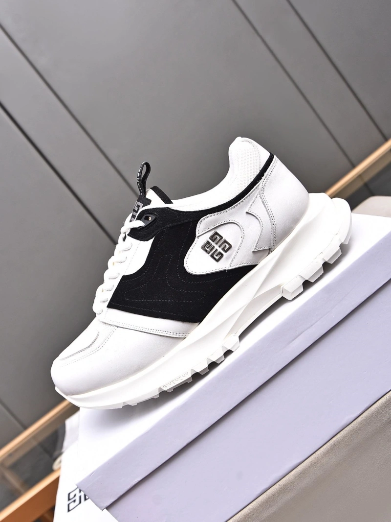 Givenchy Sneakers