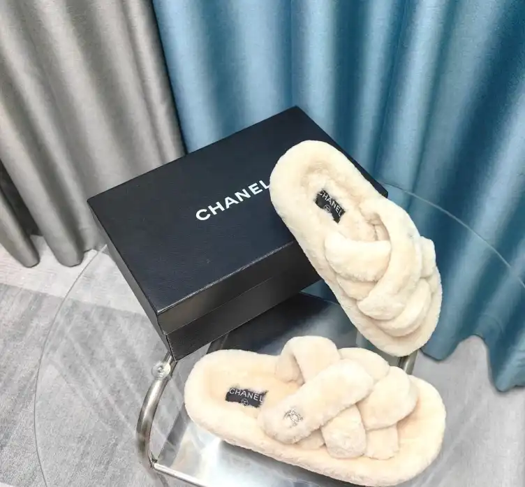 hype Chanel Slippers