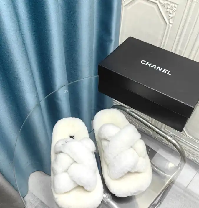 hype Chanel Slippers