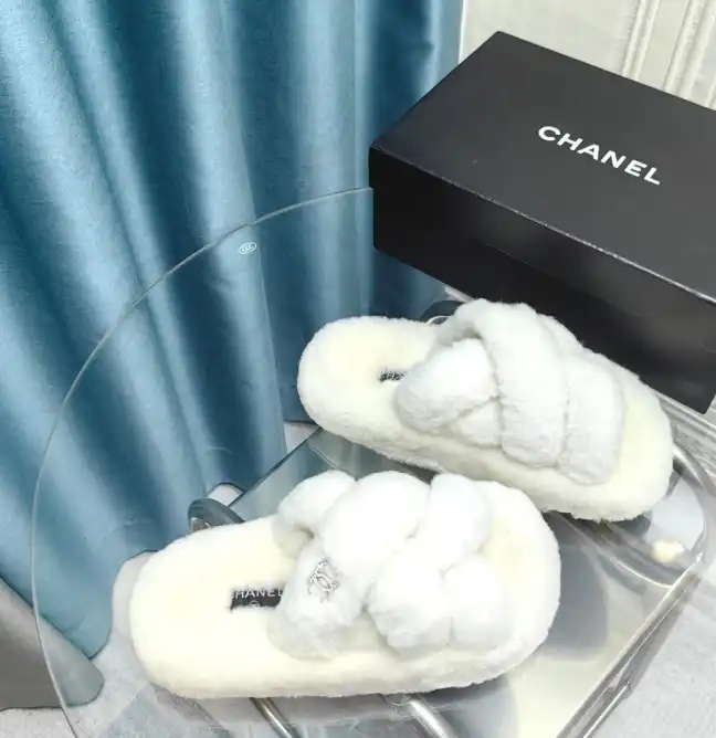 hype Chanel Slippers