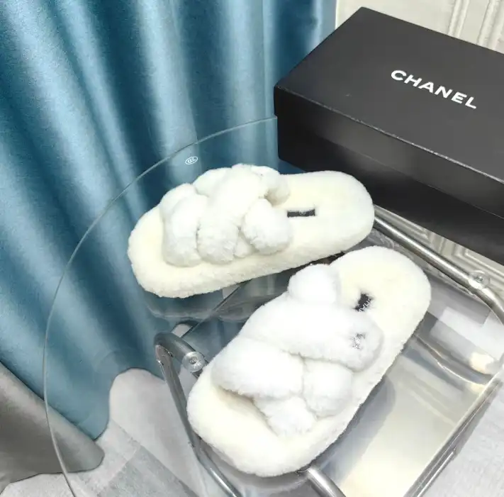 hype Chanel Slippers