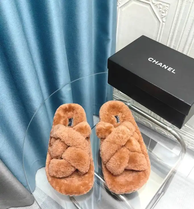 hype Chanel Slippers