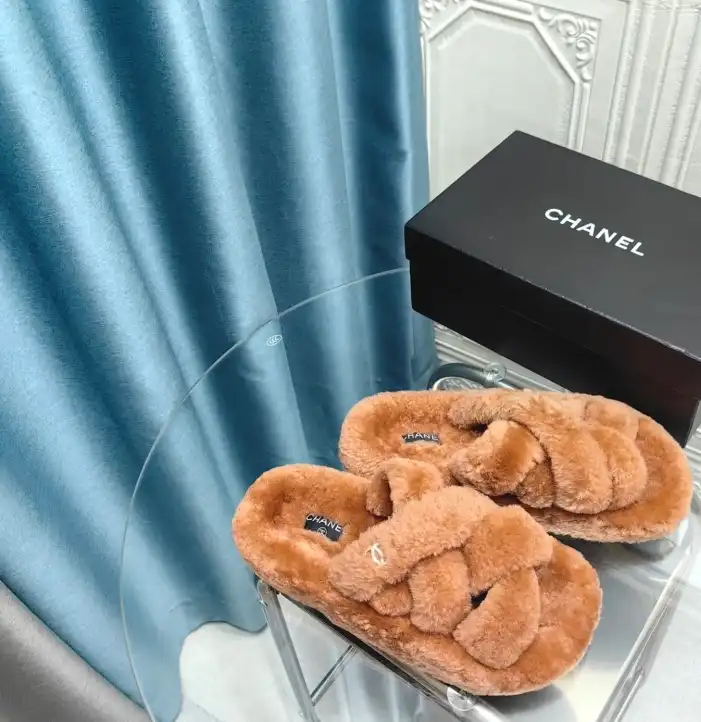 hype Chanel Slippers