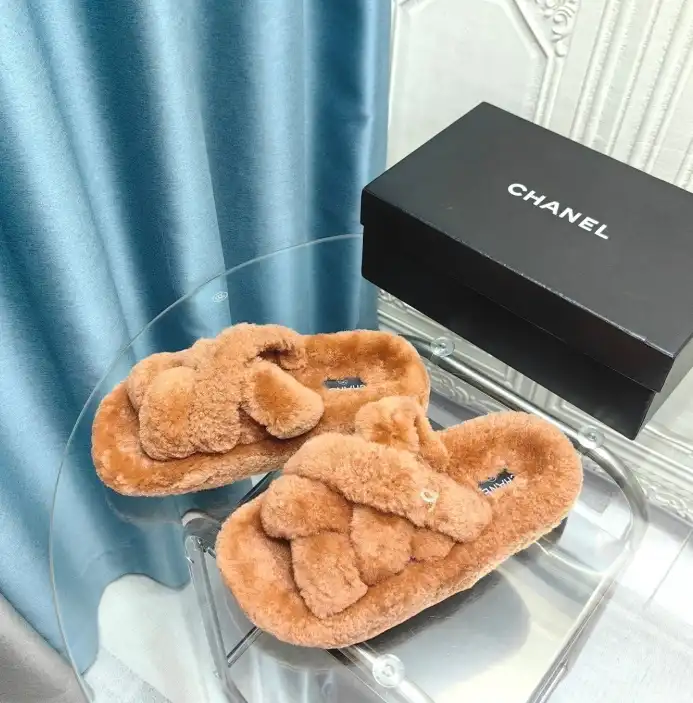 hype Chanel Slippers