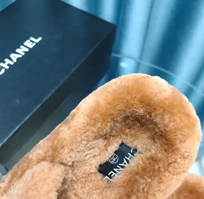 hype Chanel Slippers