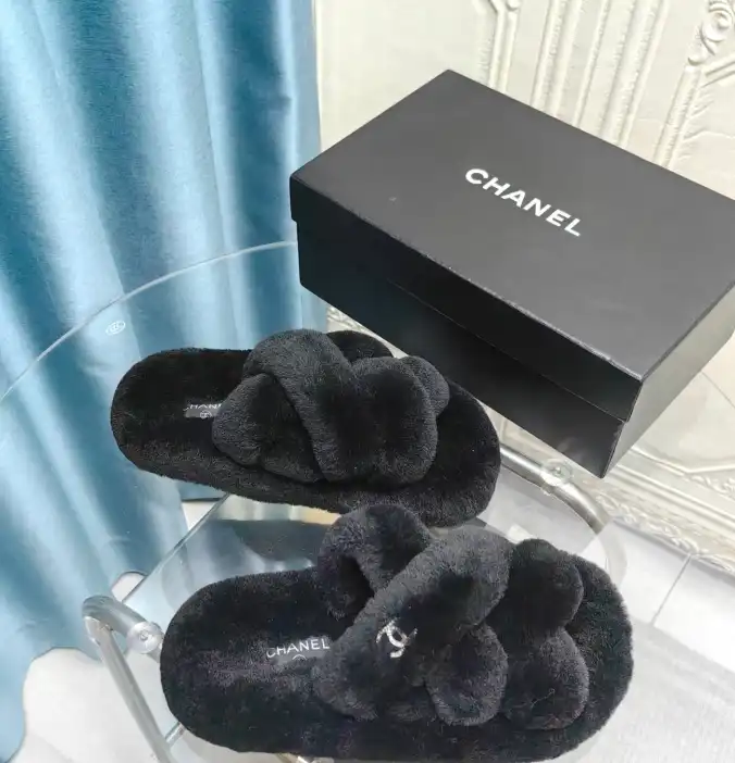 hype Chanel Slippers