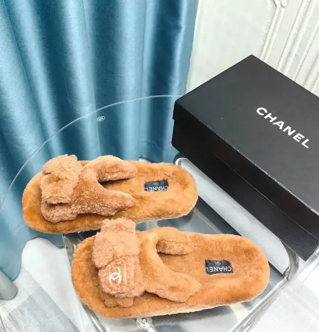 hype Chanel Slippers