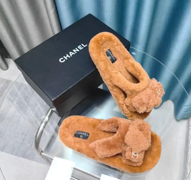 hype Chanel Slippers