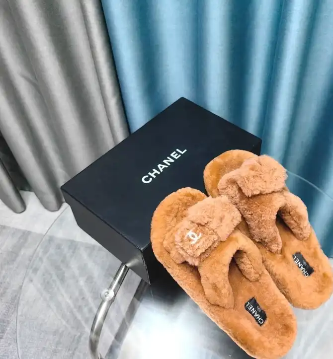 hype Chanel Slippers