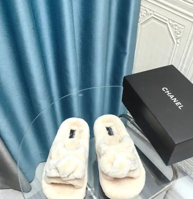 hype Chanel Slippers