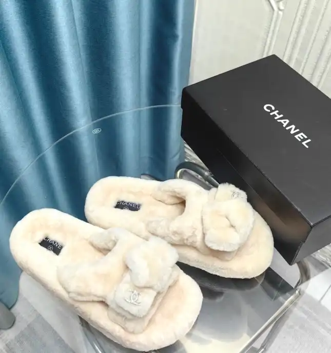 hype Chanel Slippers