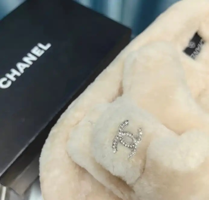 hype Chanel Slippers