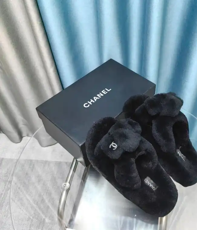 hype Chanel Slippers