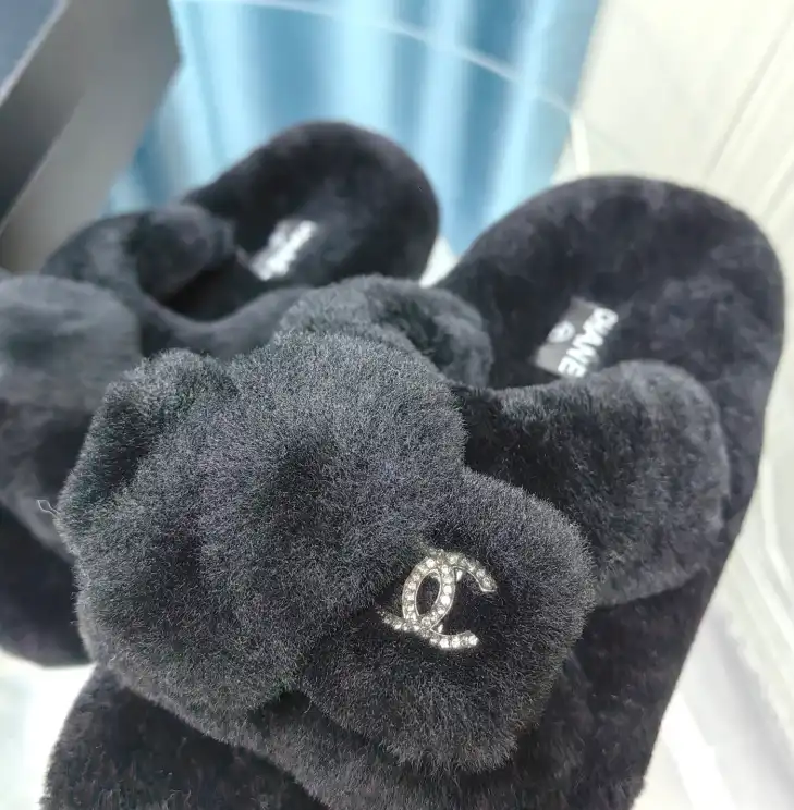 hype Chanel Slippers