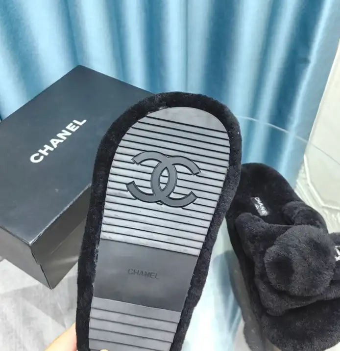 hype Chanel Slippers