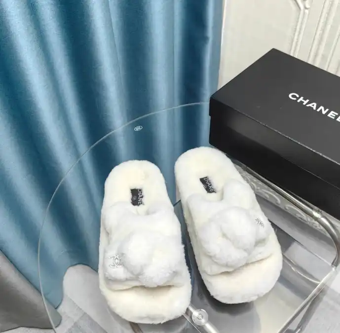 hype Chanel Slippers