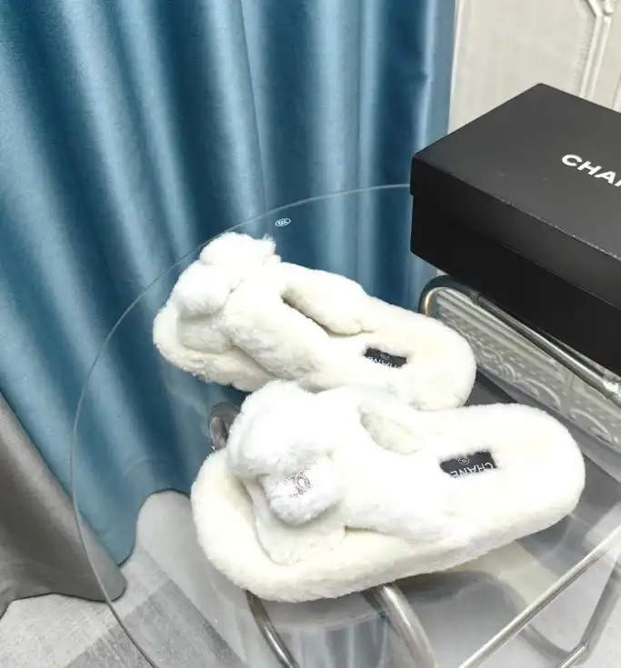 hype Chanel Slippers