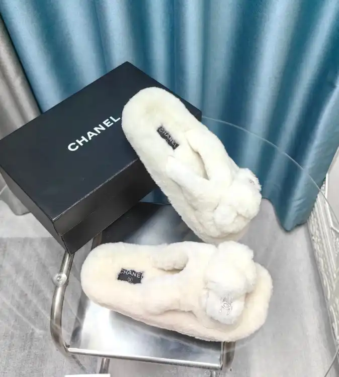 hype Chanel Slippers