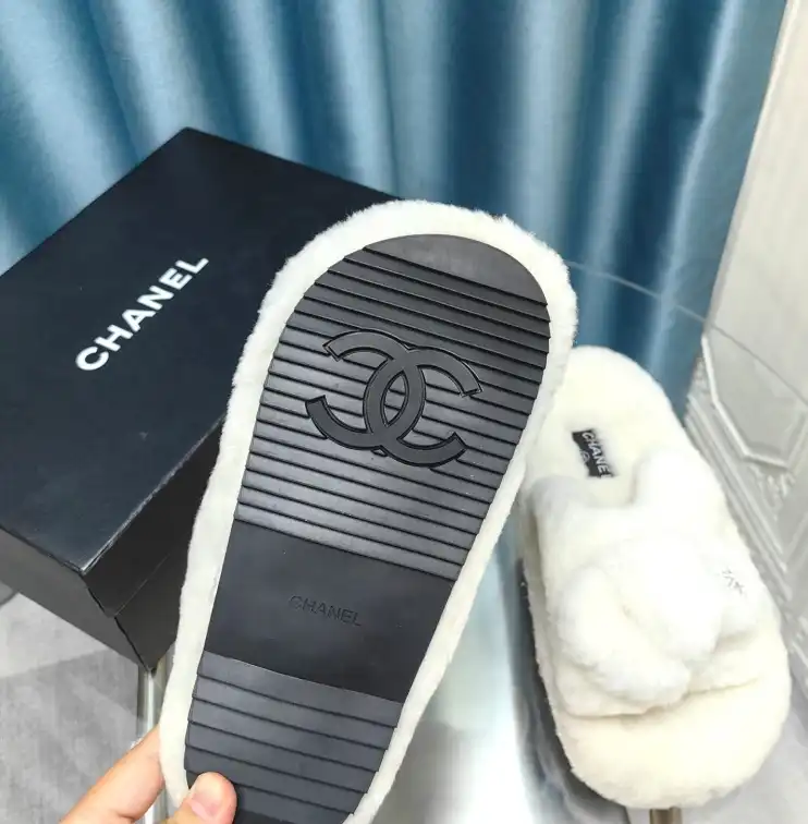 hype Chanel Slippers