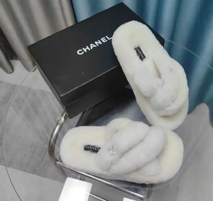 hype Chanel Slippers